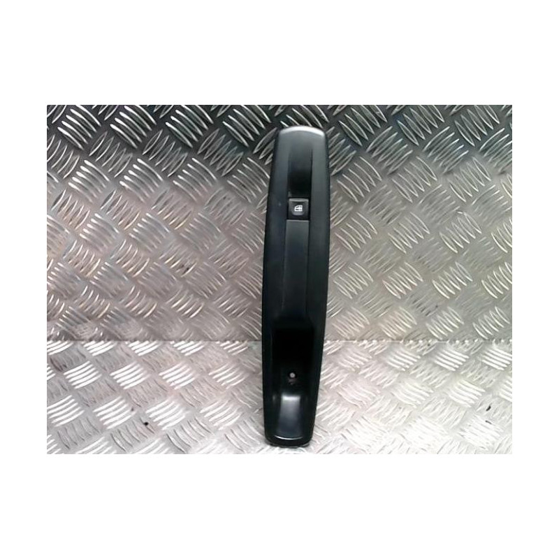 Interrupteur de leve vitre avant droit RENAULT MEGANE 3 PHASE 3 d’occasion