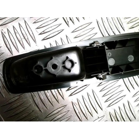 Interrupteur de leve vitre avant droit RENAULT MEGANE 3 PHASE 3 d’occasion