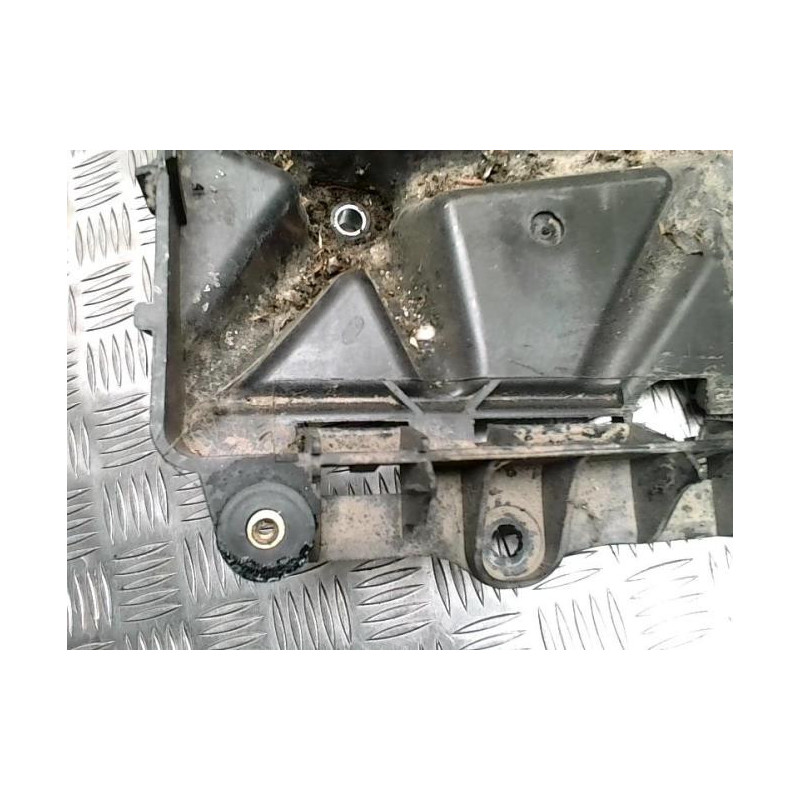 Coffre à batterie VOLKSWAGEN POLO 5 PHASE 1 d’occasion