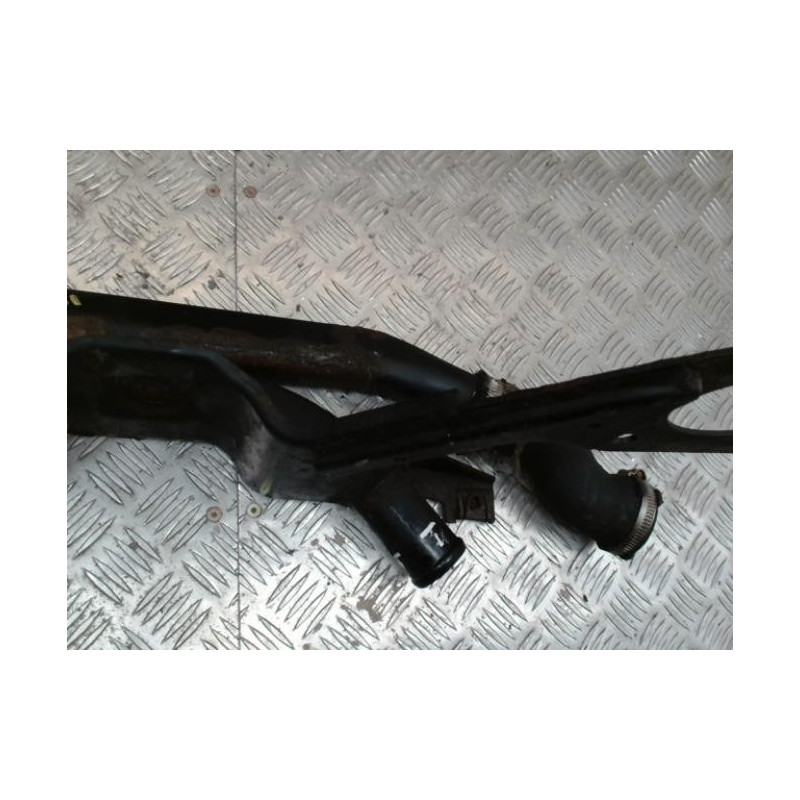 Durite inférieur de radiateur AUDI A4 2 AVANT PHASE 1 BREAK d’occasion