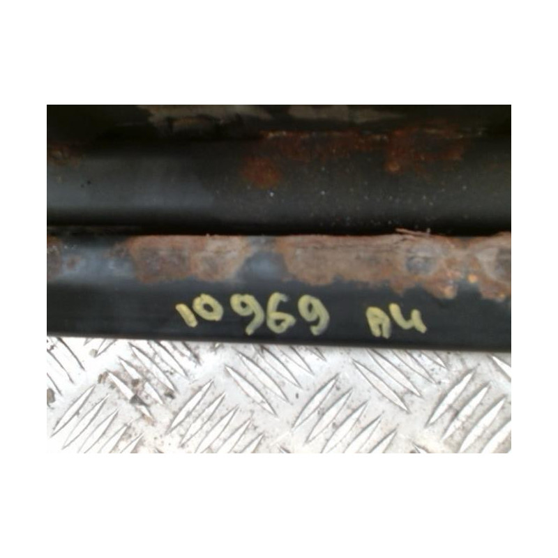Durite inférieur de radiateur AUDI A4 2 AVANT PHASE 1 BREAK d’occasion