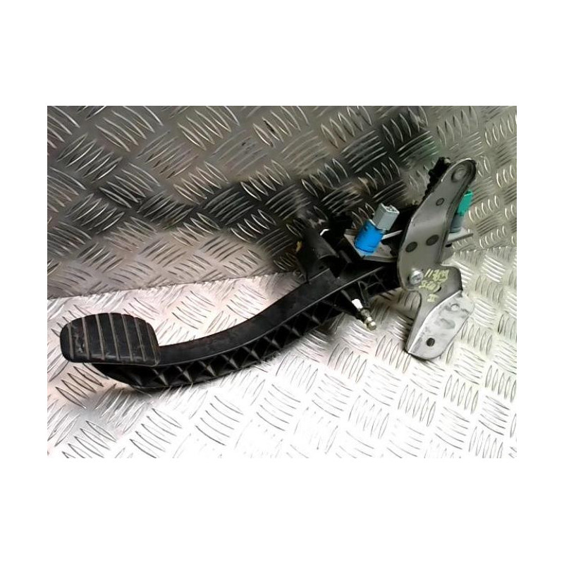 Pedale d'embrayage RENAULT SCENIC 2 PHASE 1 d’occasion