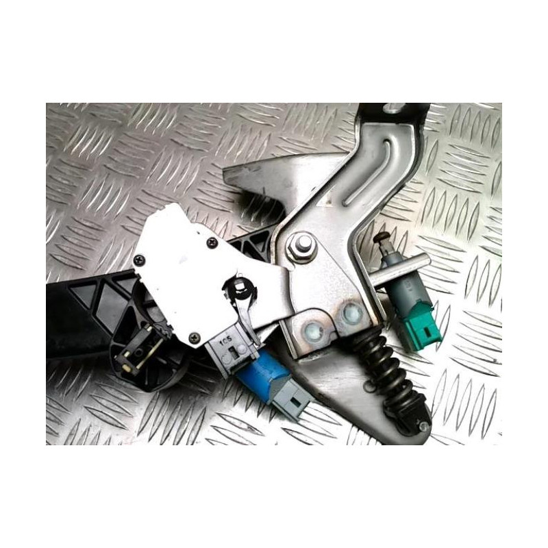 Pedale d'embrayage RENAULT SCENIC 2 PHASE 1 d’occasion