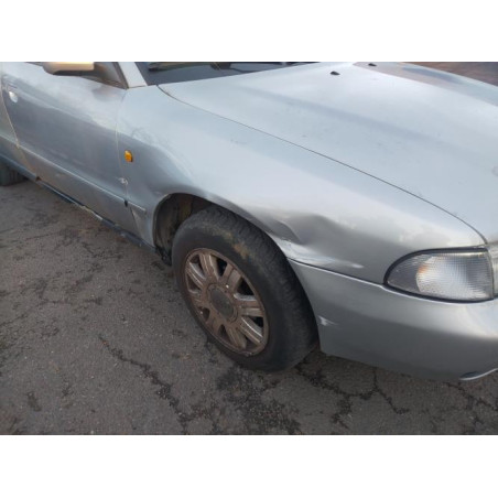 Optique avant secondaire gauche (feux)(clignotant) AUDI A4 1 PHASE 1 d’occasion