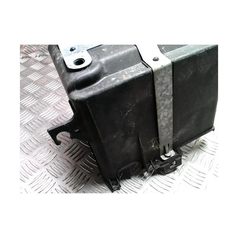 Cache batterie FORD FIESTA 4 PHASE 1 d’occasion