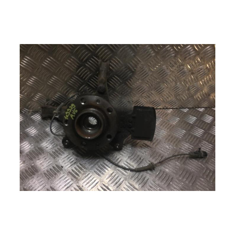 Fusee avant gauche RENAULT LAGUNA 3 PHASE 3 d’occasion