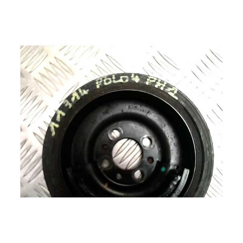 Poulie damper VOLKSWAGEN POLO 4 PHASE 2 d’occasion