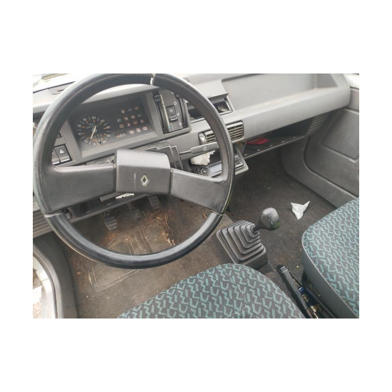 Anti brouillard droit (feux) RENAULT SUPER 5 d’occasion