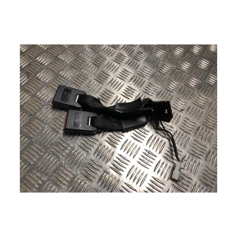 Attache ceinture arriere gauche NISSAN QASHQAI 1 PHASE 1 d’occasion