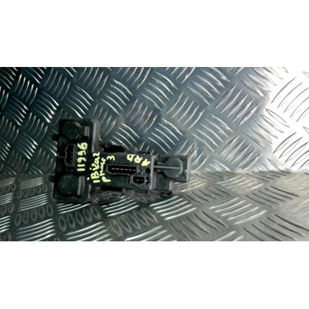 Platine feu arriere droit SEAT IBIZA 2 PHASE 3 d’occasion