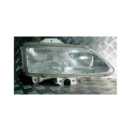 Optique avant principal droit (feux)(phare) RENAULT LAGUNA 1 PHASE 1 d’occasion