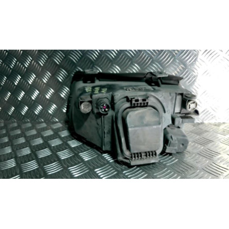 Optique avant principal droit (feux)(phare) AUDI A4 1 PHASE 1 d’occasion