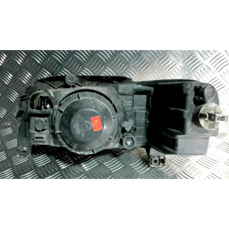 Optique avant principal droit (feux)(phare) PEUGEOT 106 PHASE 2 d’occasion
