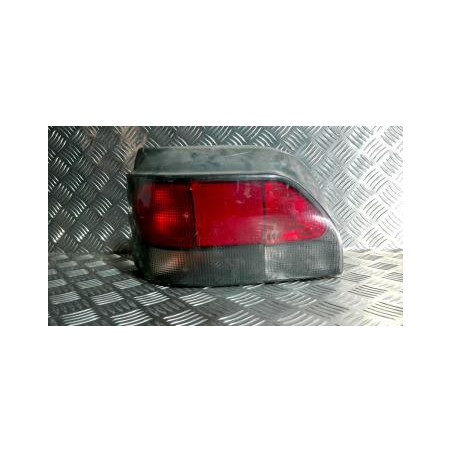 Feu arriere principal gauche (feux) RENAULT CLIO 1 PHASE 2 d’occasion