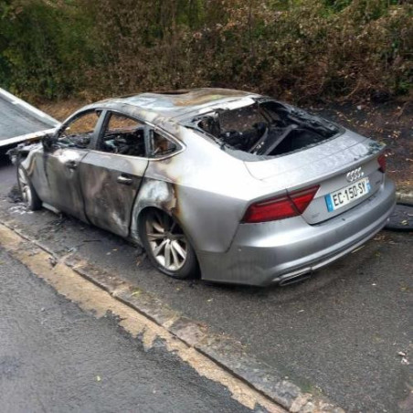 Feu arriere secondaire droit (feux) AUDI A7 1 SPORTBACK PHASE 2 d’occasion