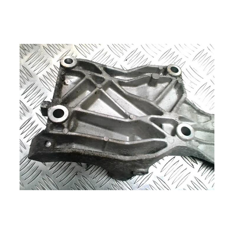 Support moteur VOLKSWAGEN POLO 4 PHASE 2 d’occasion