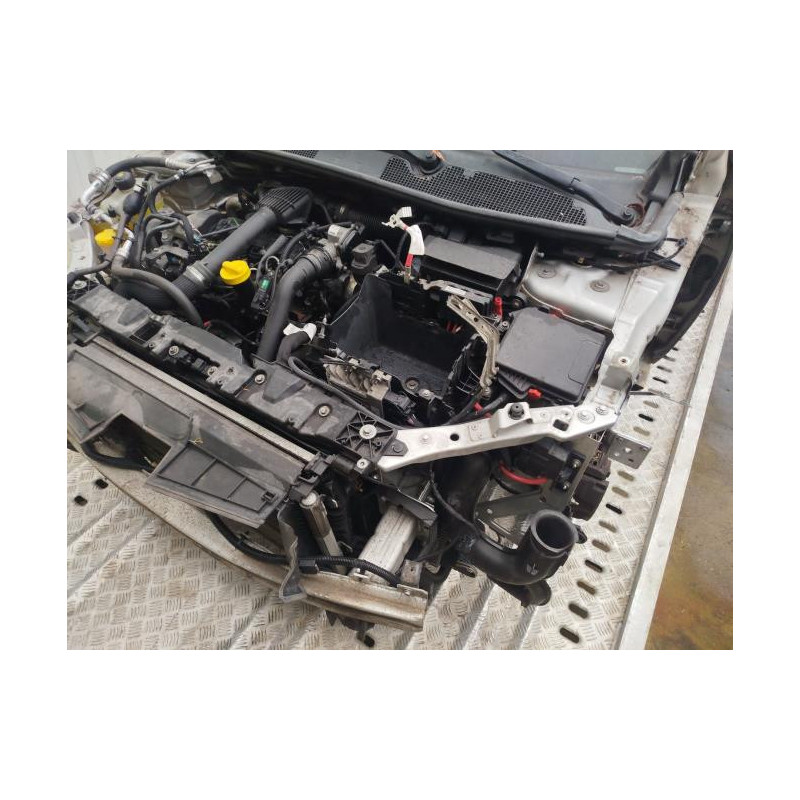 Support de phare gauche (tôle) RENAULT MEGANE 3 PHASE 3 d’occasion