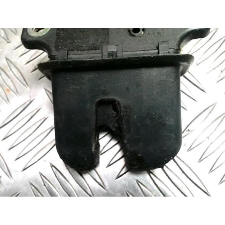 Serrure de coffre AUDI A4 2 PHASE 1 d’occasion