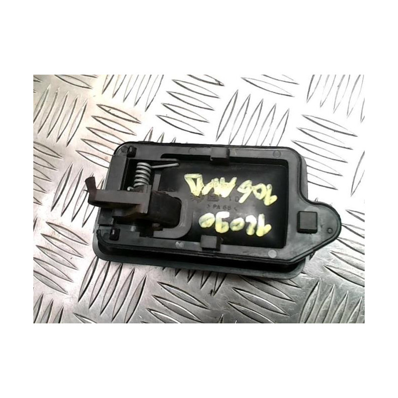 Poignee interieur avant droit PEUGEOT 106 PHASE 2 d’occasion