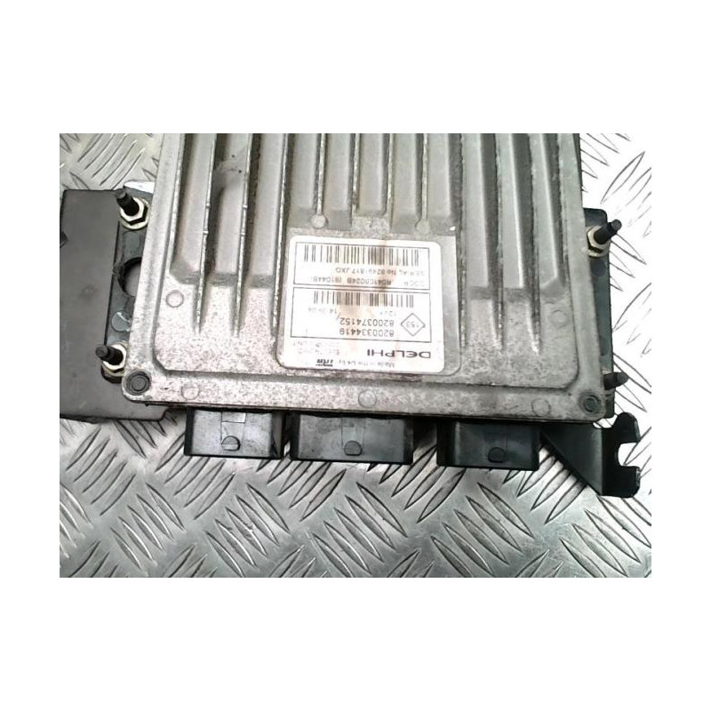 Calculateur RENAULT MEGANE 2 PHASE 1 d’occasion