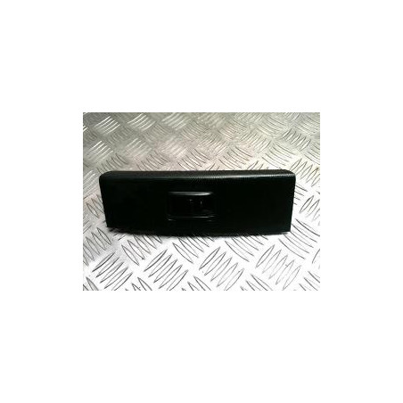 Interrupteur de leve vitre avant droit TOYOTA COROLLA VERSO 2 PHASE 2 d’occasion