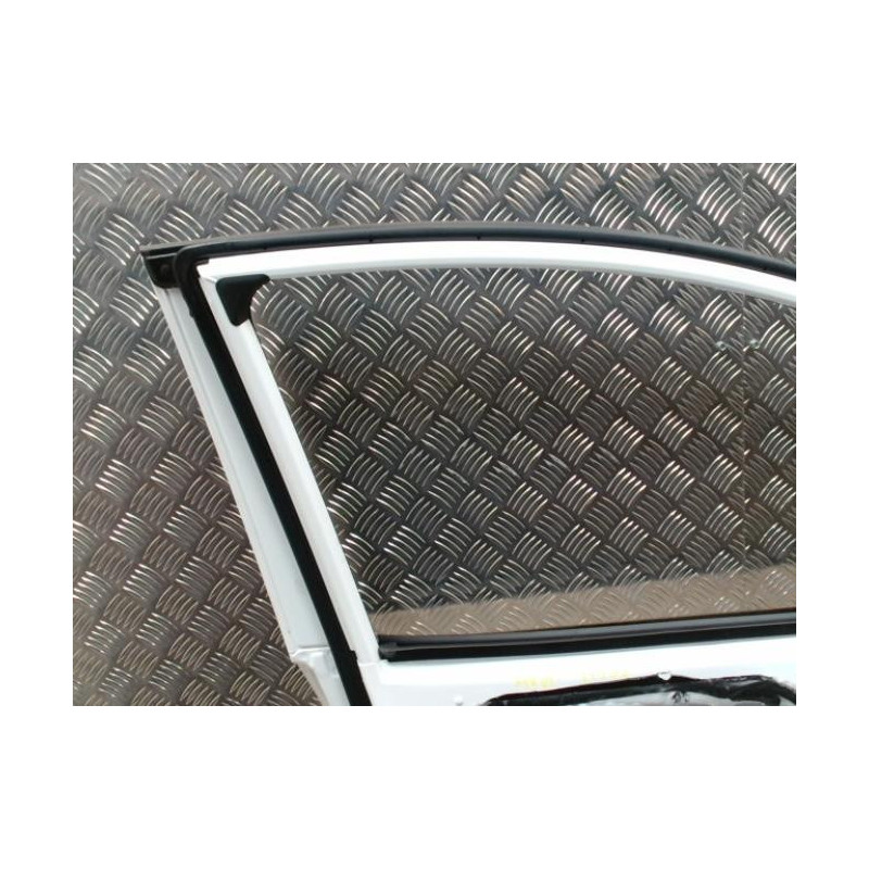 Porte avant gauche HYUNDAI I 10 2 PHASE 2 d’occasion