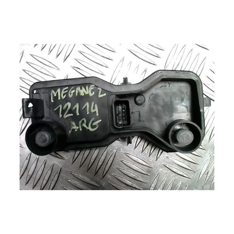 Platine feu arriere gauche RENAULT MEGANE 2 PHASE 1 d’occasion