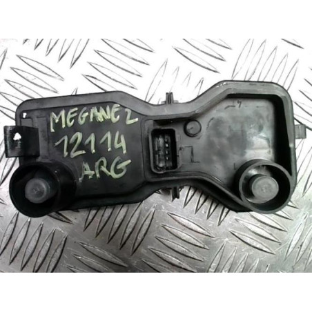 Platine feu arriere gauche RENAULT MEGANE 2 PHASE 1 d’occasion