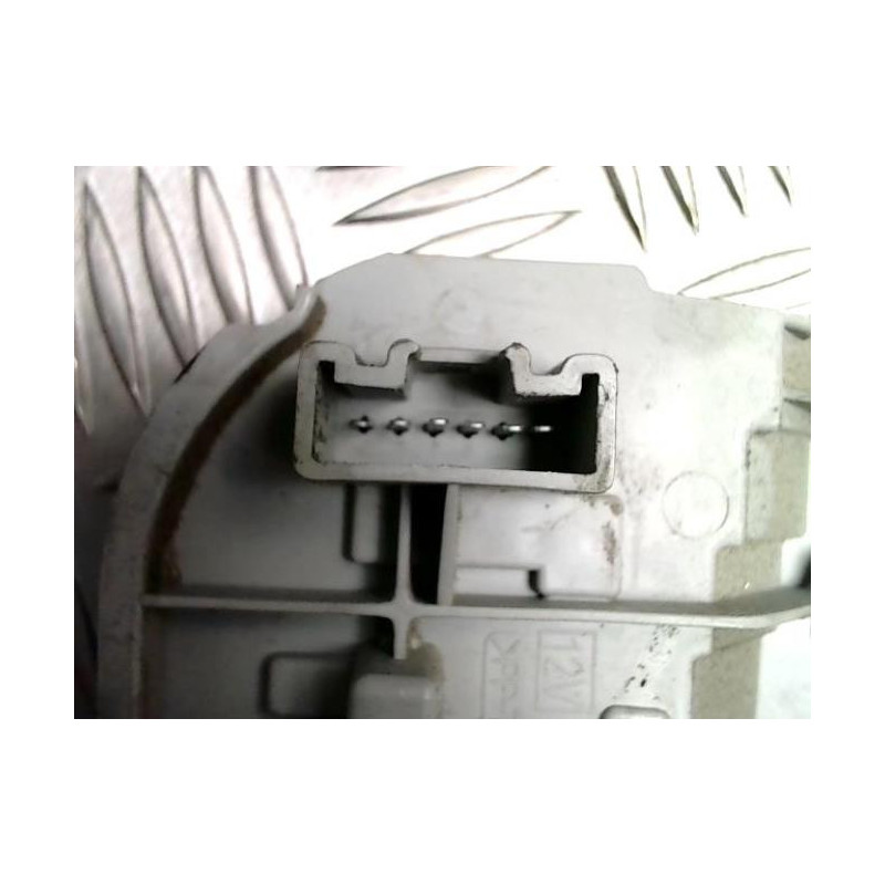 Platine feu arriere gauche TOYOTA COROLLA VERSO 2 PHASE 2 d’occasion