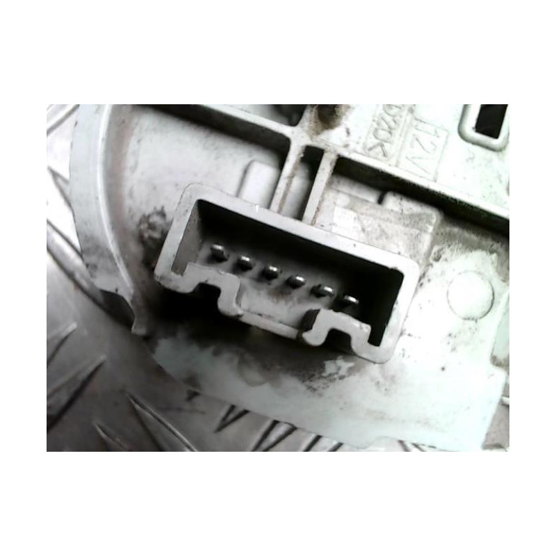 Platine feu arriere droit TOYOTA COROLLA VERSO 2 PHASE 2 d’occasion