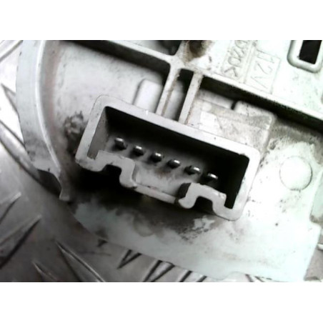 Platine feu arriere droit TOYOTA COROLLA VERSO 2 PHASE 2 d’occasion