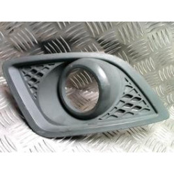 Enjoliveur anti brouillard FORD FIESTA 5 PHASE 2 d’occasion
