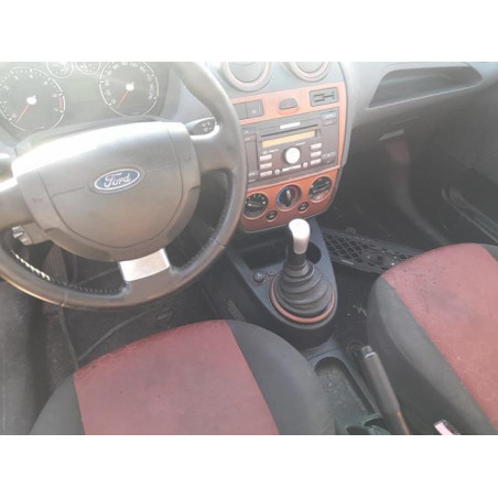 Enjoliveur anti brouillard FORD FIESTA 5 PHASE 2 d’occasion