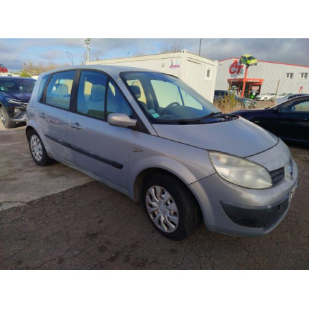 Platine feu arriere gauche RENAULT SCENIC 2 PHASE 1 d’occasion
