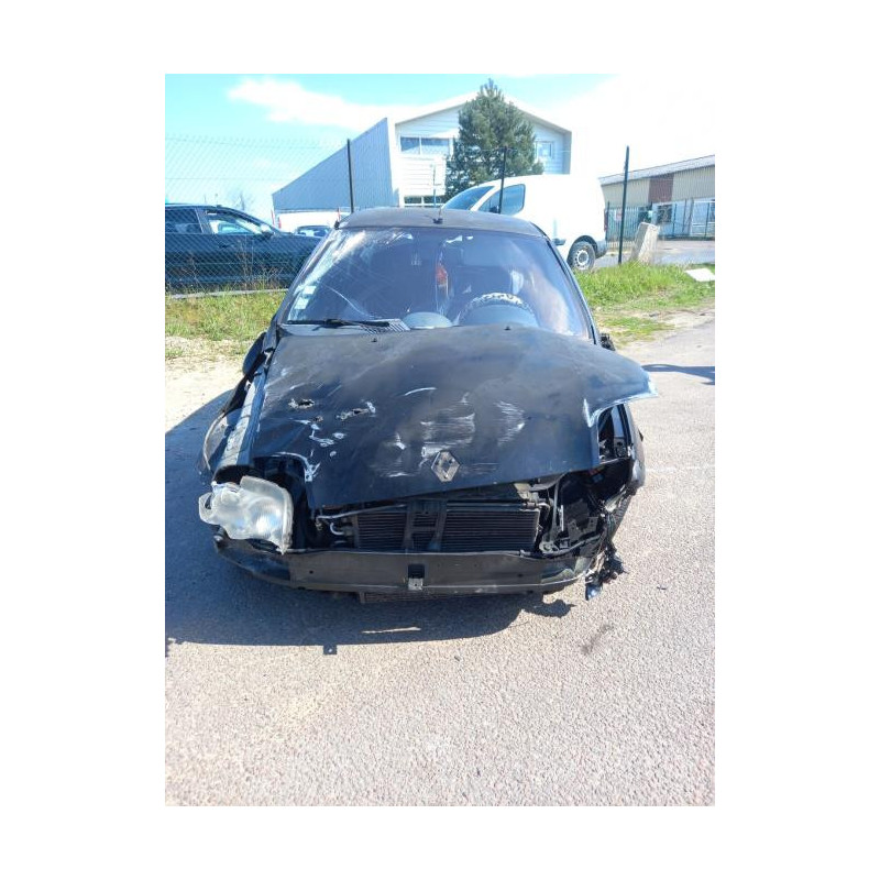 Calculateur moteur RENAULT CLIO 2 PHASE 1 d’occasion