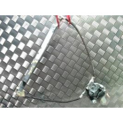 Leve vitre electrique avant droit RENAULT CLIO 2 PHASE 1 d’occasion