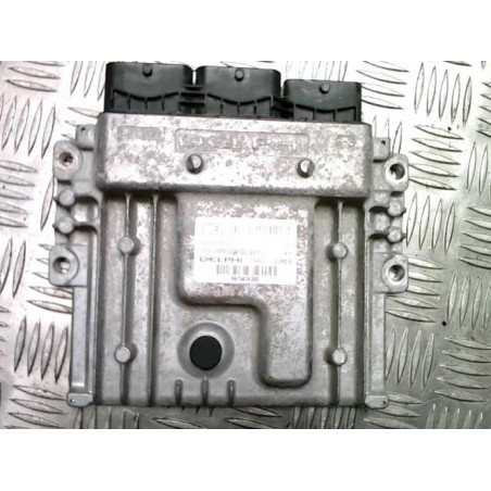 Calculateur moteur PEUGEOT EXPERT 2 d’occasion