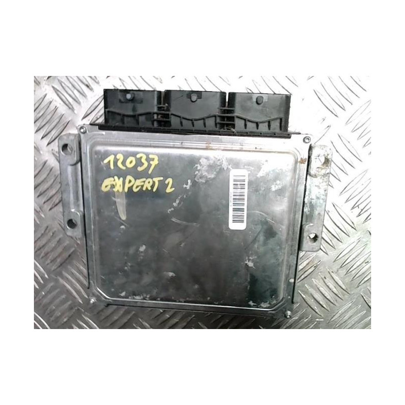 Calculateur moteur PEUGEOT EXPERT 2 d’occasion