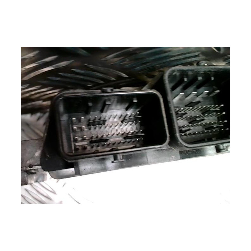 Calculateur moteur PEUGEOT EXPERT 2 d’occasion
