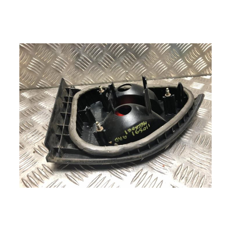 Feu arriere secondaire droit (feux) RENAULT MEGANE 1 PHASE 1 d’occasion