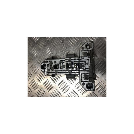 Platine feu arriere droit VOLKSWAGEN GOLF 4 d’occasion