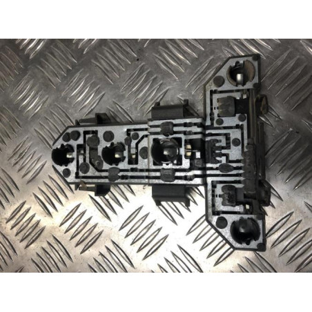 Platine feu arriere droit VOLKSWAGEN GOLF 4 d’occasion