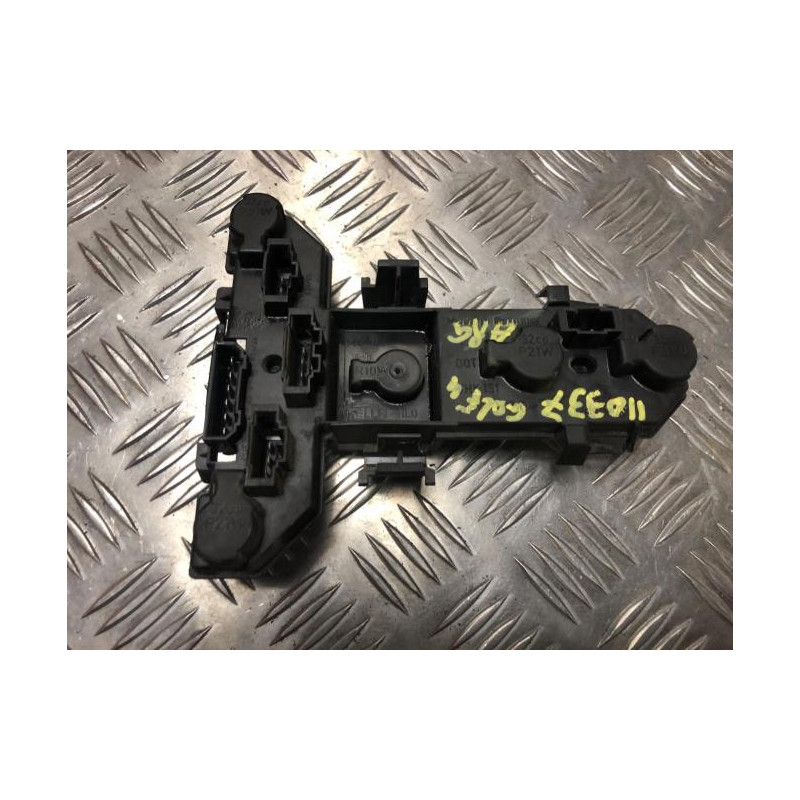 Platine feu arriere gauche VOLKSWAGEN GOLF 4 d’occasion