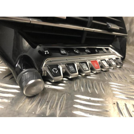 Bouton de warning PEUGEOT 208 2 d’occasion