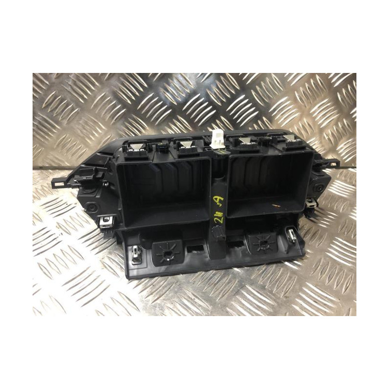 Bouton de warning PEUGEOT 208 2 d’occasion