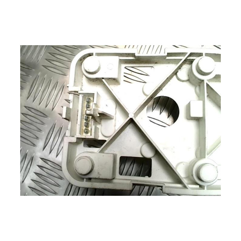 Platine feu arriere gauche PEUGEOT 309 PHASE 2 d’occasion