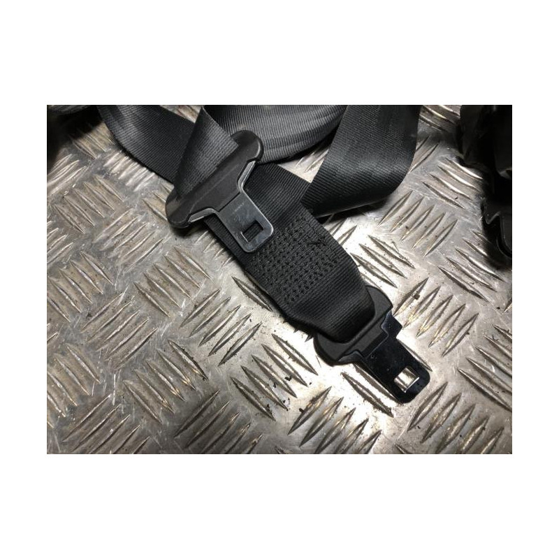 Ceinture arriere centrale NISSAN QASHQAI 1 PHASE 1 d’occasion