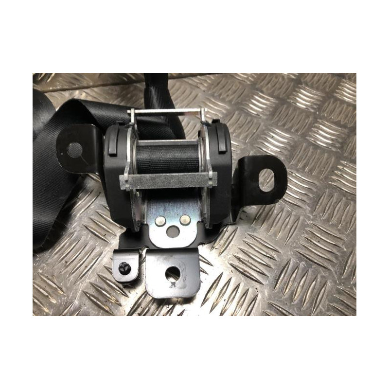 Ceinture arriere centrale NISSAN QASHQAI 1 PHASE 1 d’occasion