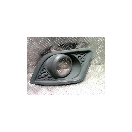 Enjoliveur anti brouillard FORD FIESTA 5 PHASE 2 d’occasion