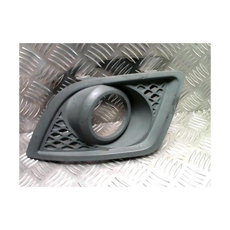 Enjoliveur anti brouillard FORD FIESTA 5 PHASE 2 d’occasion